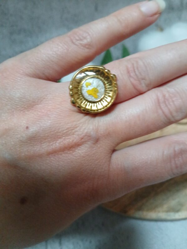 Bague résine et fleurs séchées Alysse
