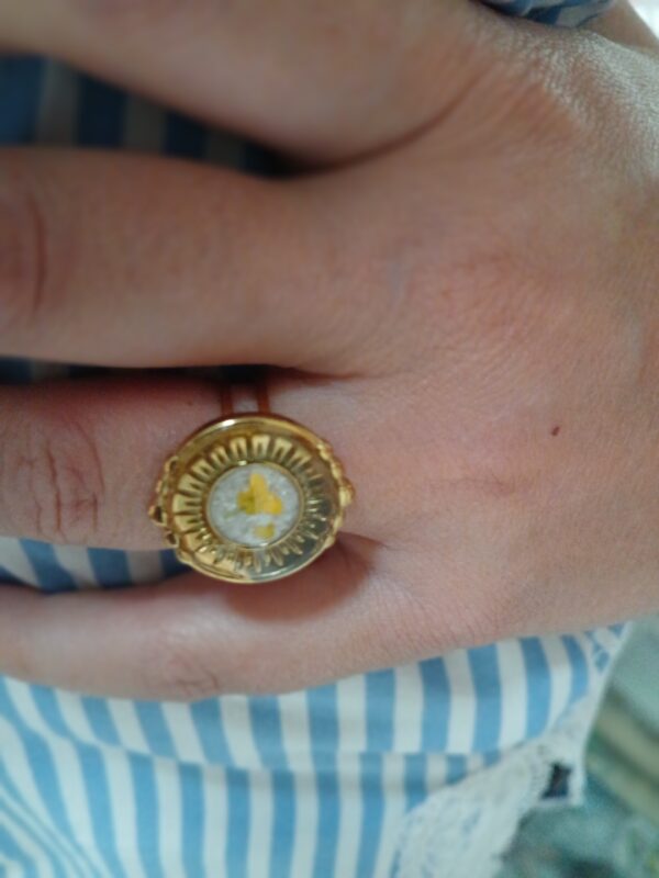 Bague résine et fleurs séchées Alysse – Image 2