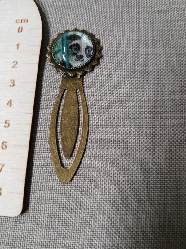 Marque-page cabochon motif panda – Image 3