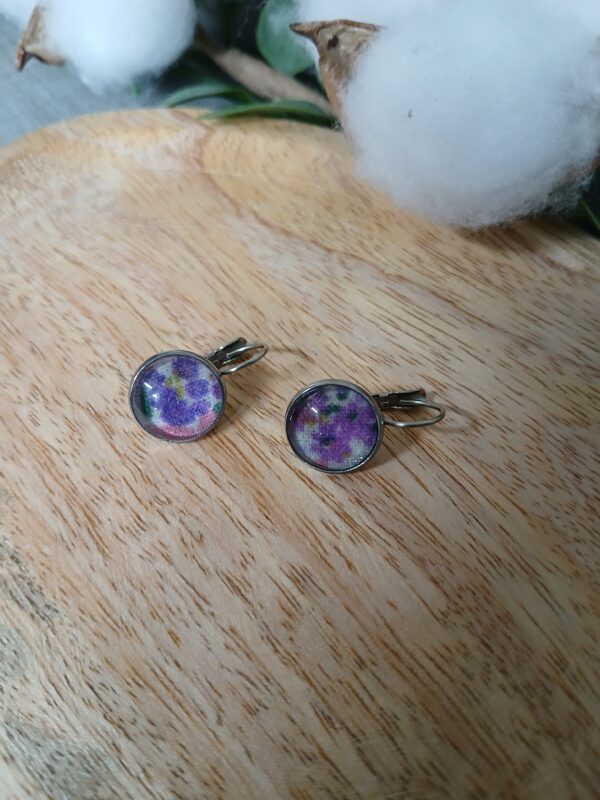 Boucles d'oreilles dormeuses cabochons Cab 2 – Image 3