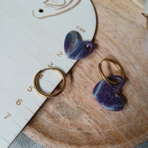 Créoles et pampilles coeurs mauves