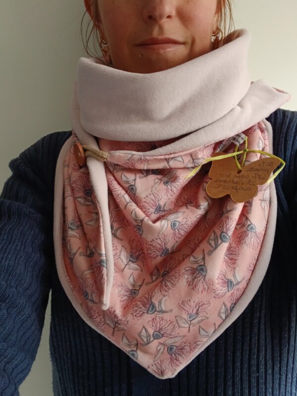 Echarpe triangle femme rose fleur