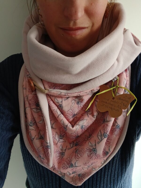 Echarpe triangle femme rose fleur – Image 3