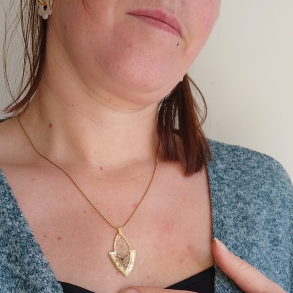 pendentif fleurs séchées