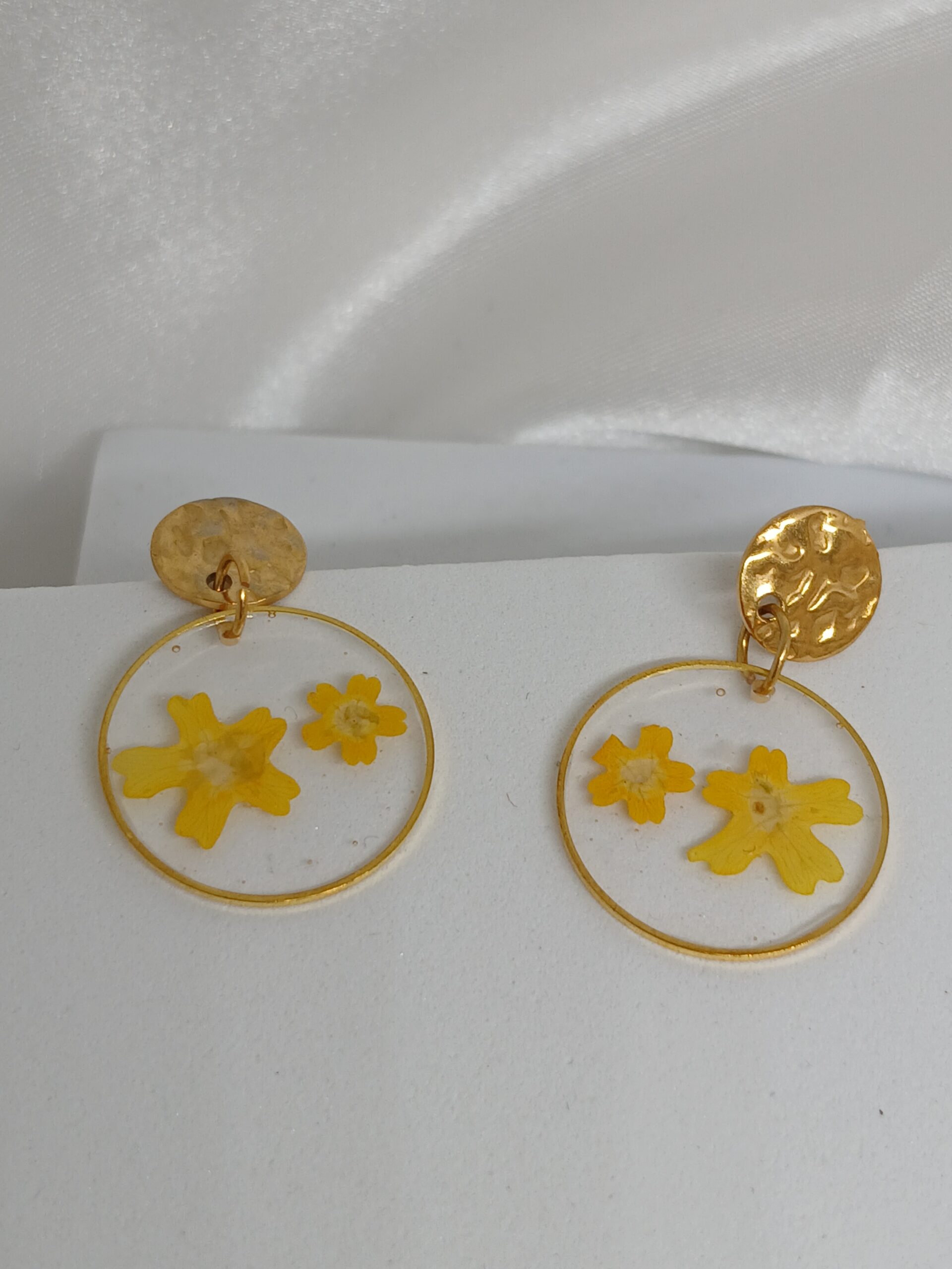 boucles fleurs séchées pendantes