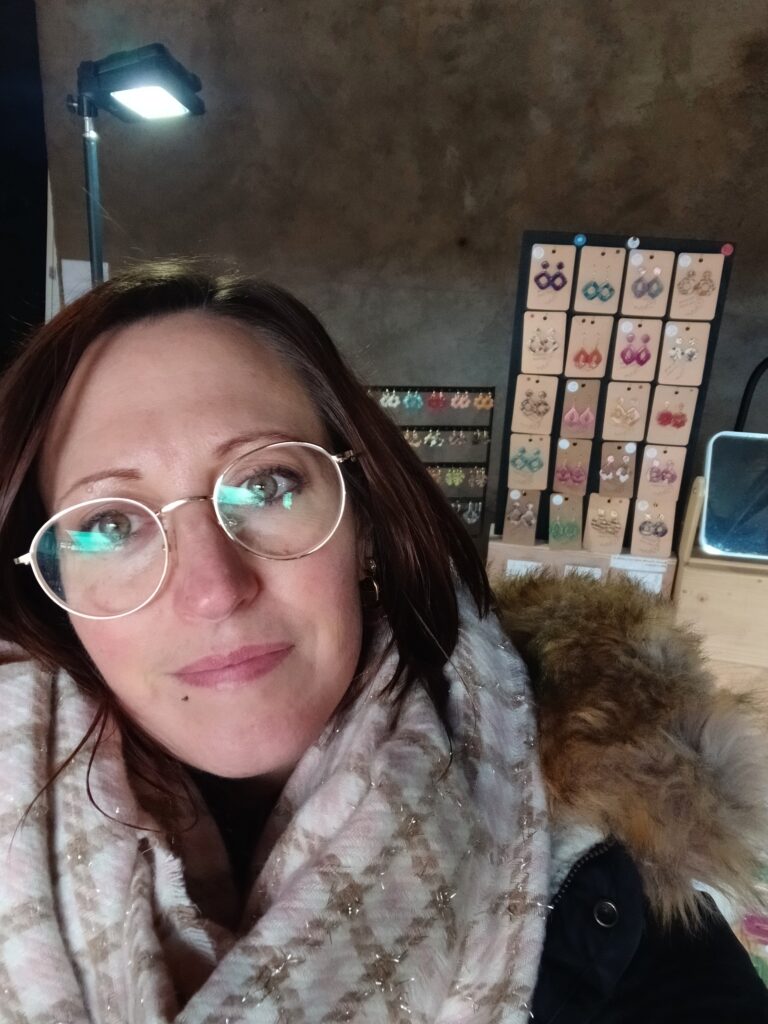 Madame Fait main, créations de bijoux artisanaux, Cantal